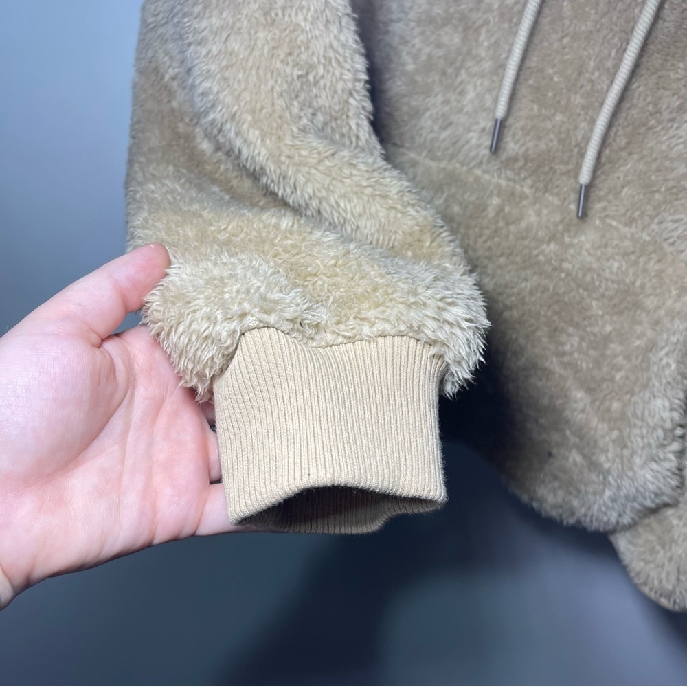 H&M Women’s Beige Teddy Fleece Pullover Hoodie Size L Cozy comfy Soft loungewear - Picture 6 of 9